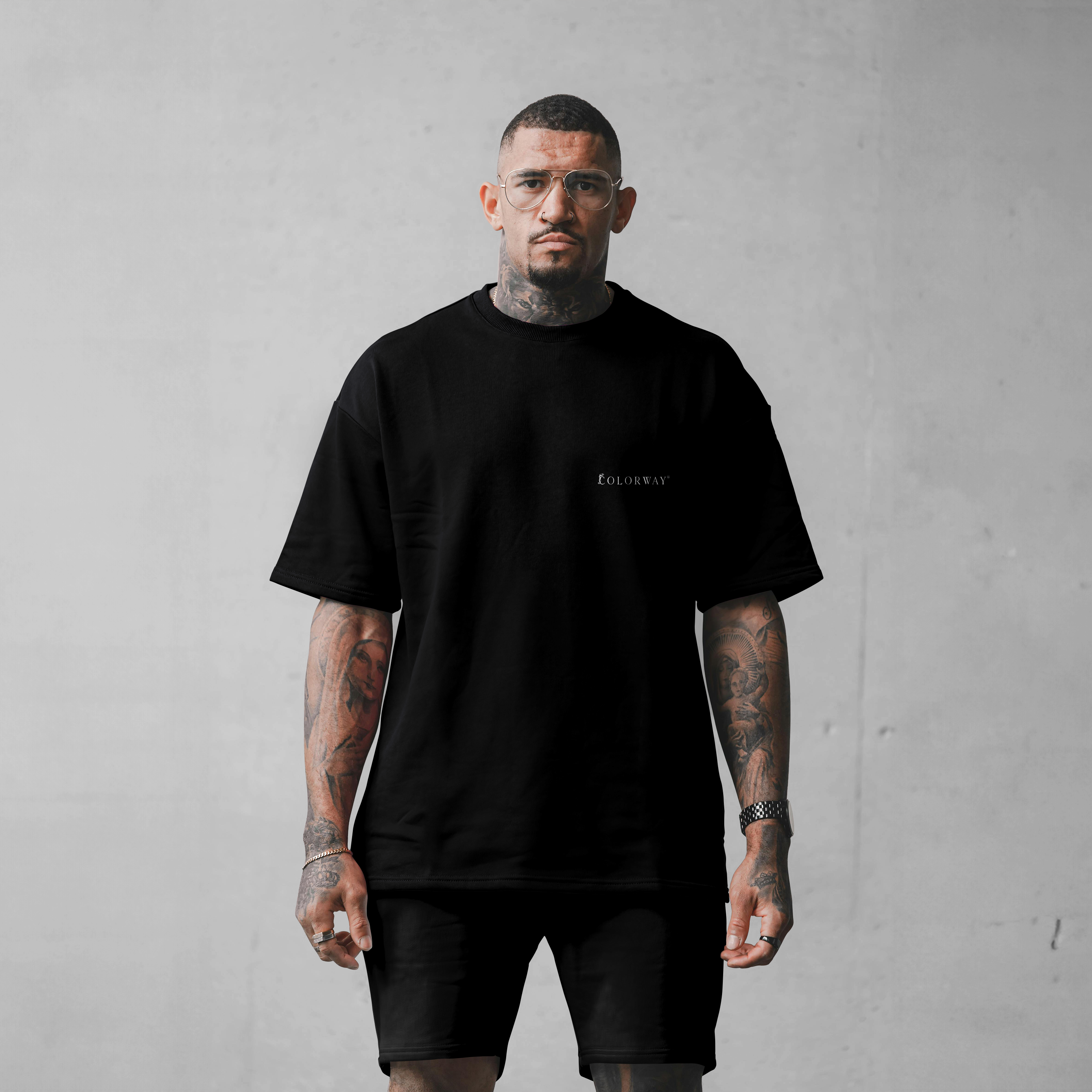 BLACK T-SHIRT